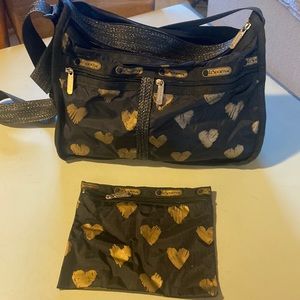 Le Sportsac expandable Pocket Front Bag gold hearts and MATCHING SMALL POUCH